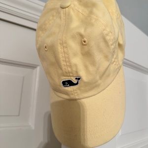Vineyard vines hat